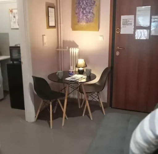 Urban Comfort Apartment.