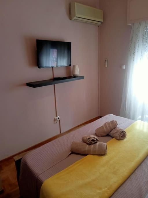 Urban Comfort Apartment. Apartment *